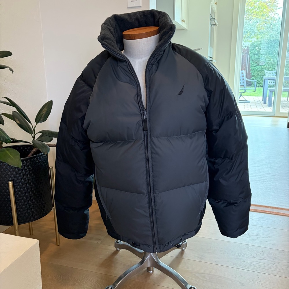 Vintage Nautica Men’s M Reversible Gray Black Hooded Down Jacket